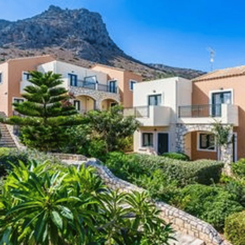 Pilot’s Villas Luxury Suites Outside