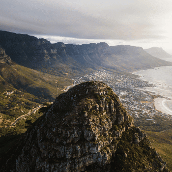 ✈️ Flight Search and Travel Deals All in One Place – Compare, Save, Go! 8 December – Cape Town – Photo by Silas Baisch on Unsplash