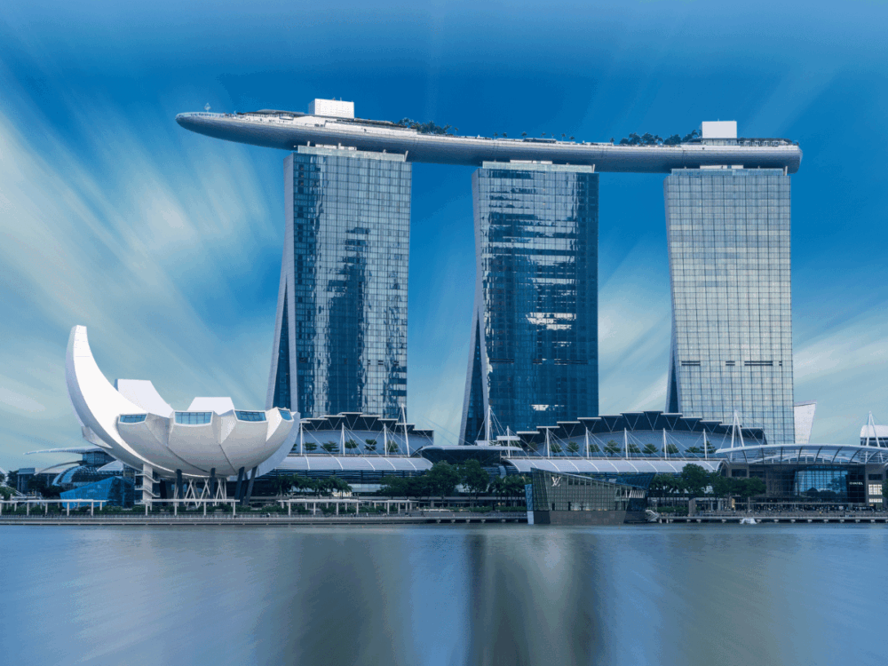 12 Memorable Skylines & Iconic Buildings Around the World
